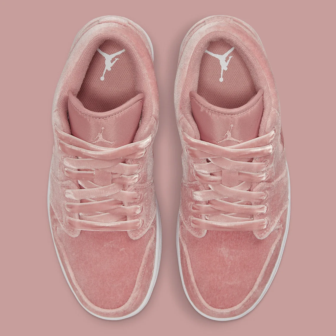 Air Jordan 1 Low SE Pink Velvet – Image 5