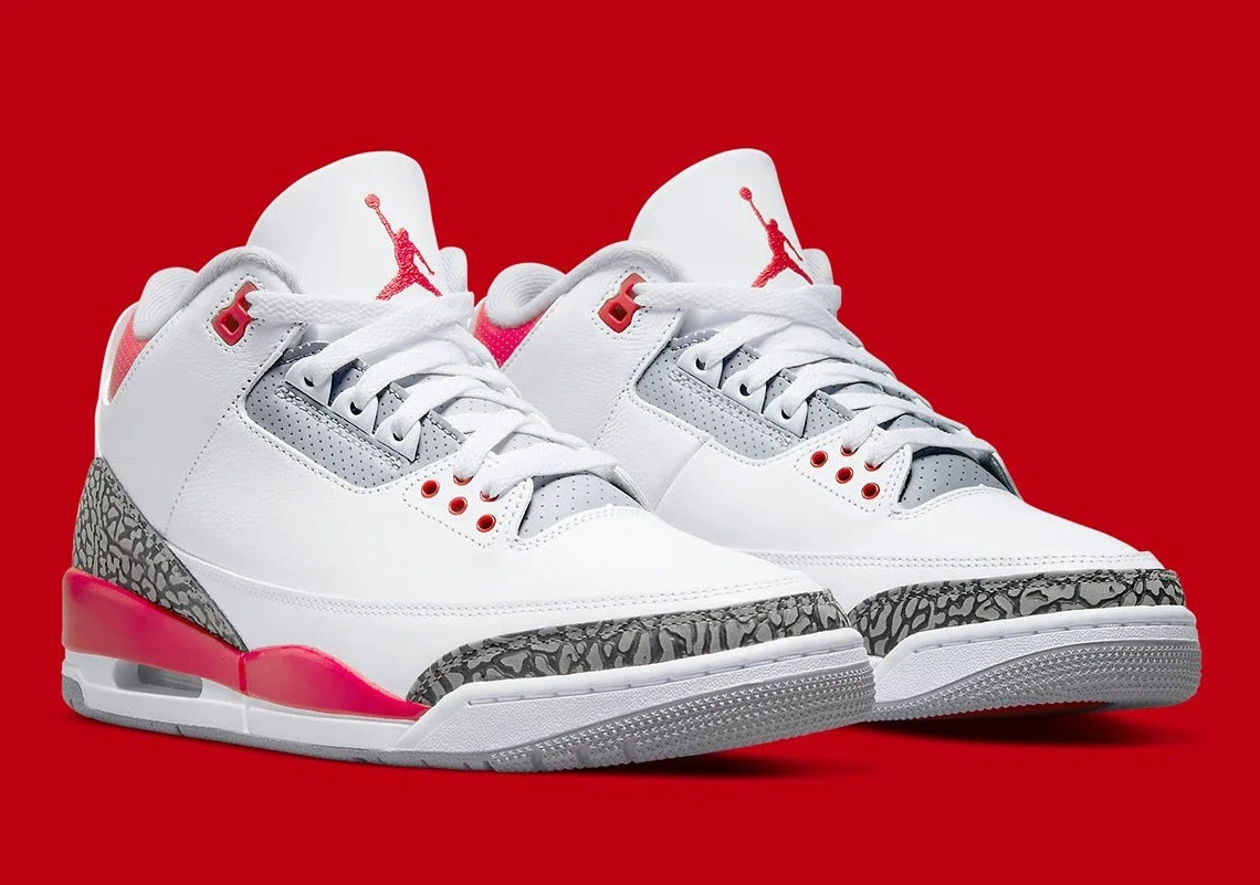 Jordan 3 Retro Fire Red (2022) – Image 3