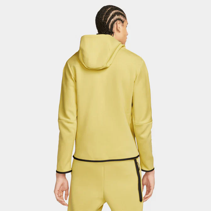 Nike Sportswear Tech Fleece Hoodie & Joggers Set Saturn Gold/Black – Image 4