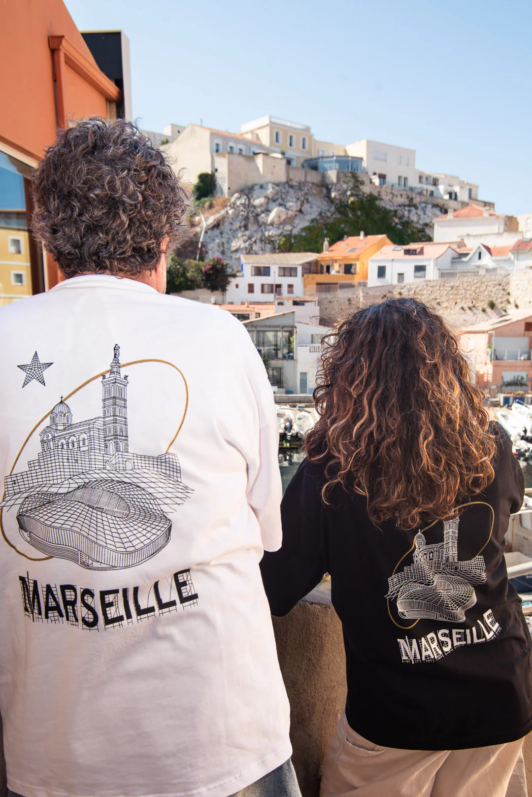 T-shirt Global Sneakers x Ailleurs/Higher “Marseille”Blanc – Image 6