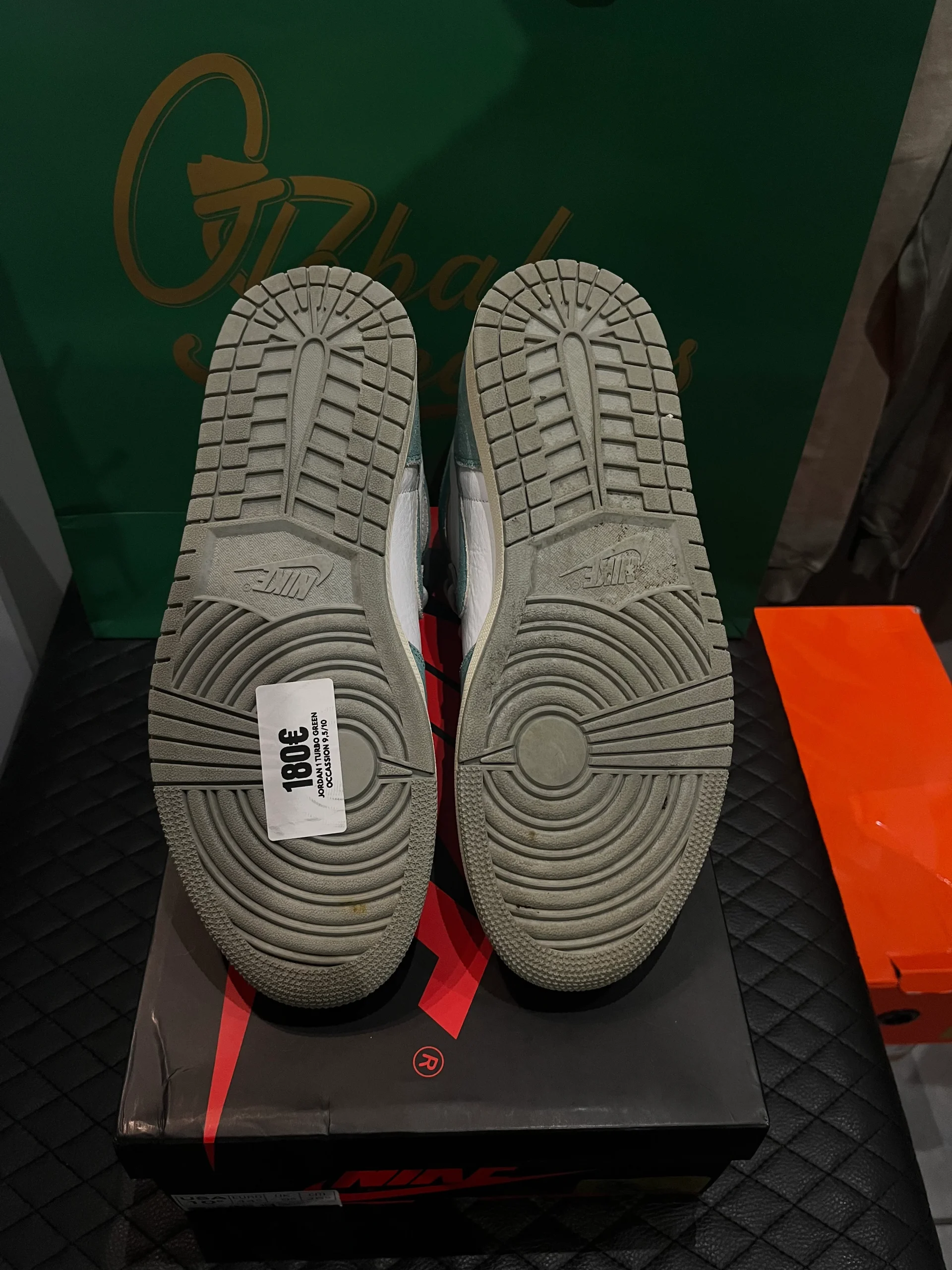 Jordan 1 Retro High Turbo Green OCCASION – Image 8