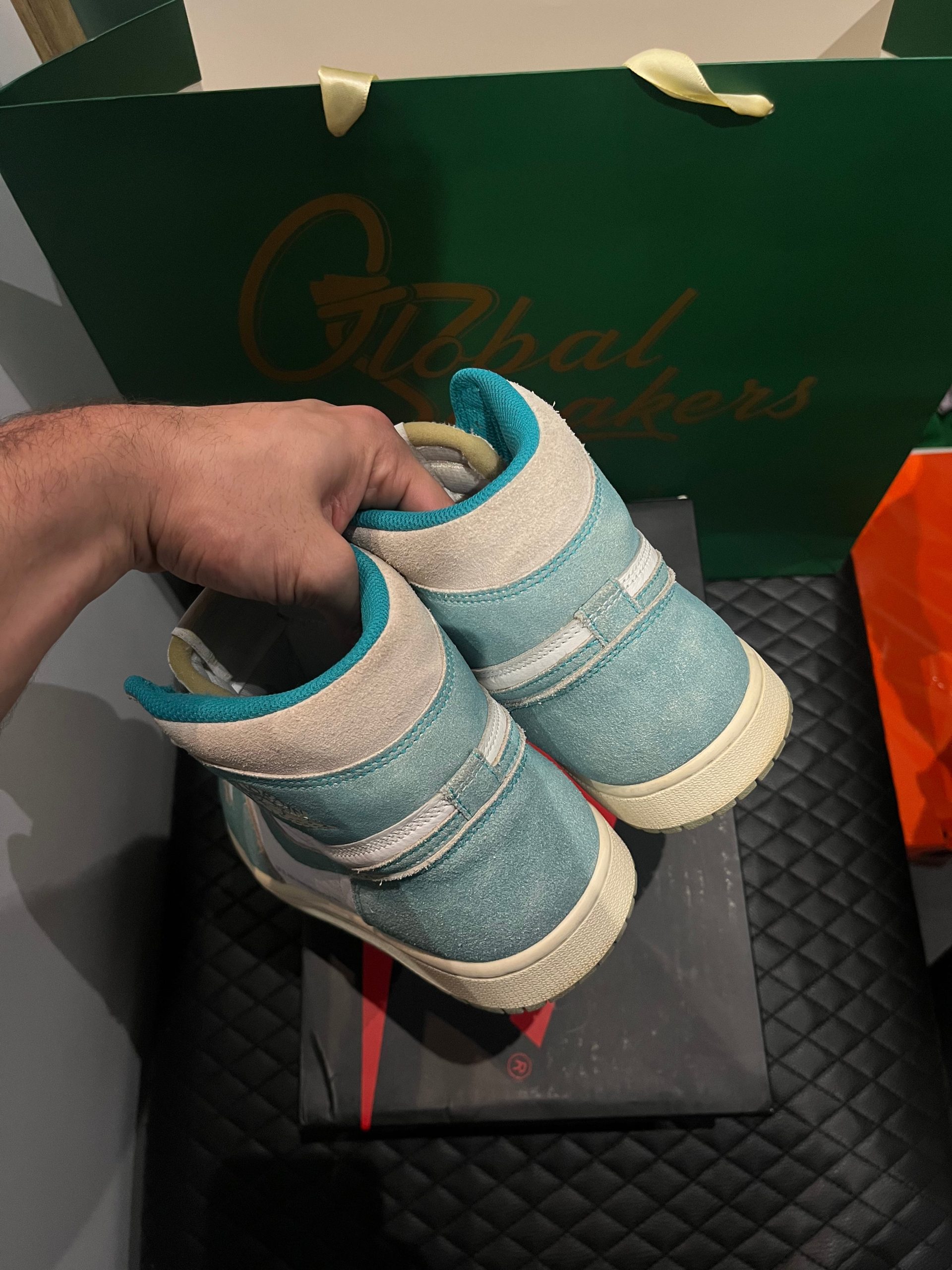 Jordan 1 Retro High Turbo Green OCCASION – Image 7