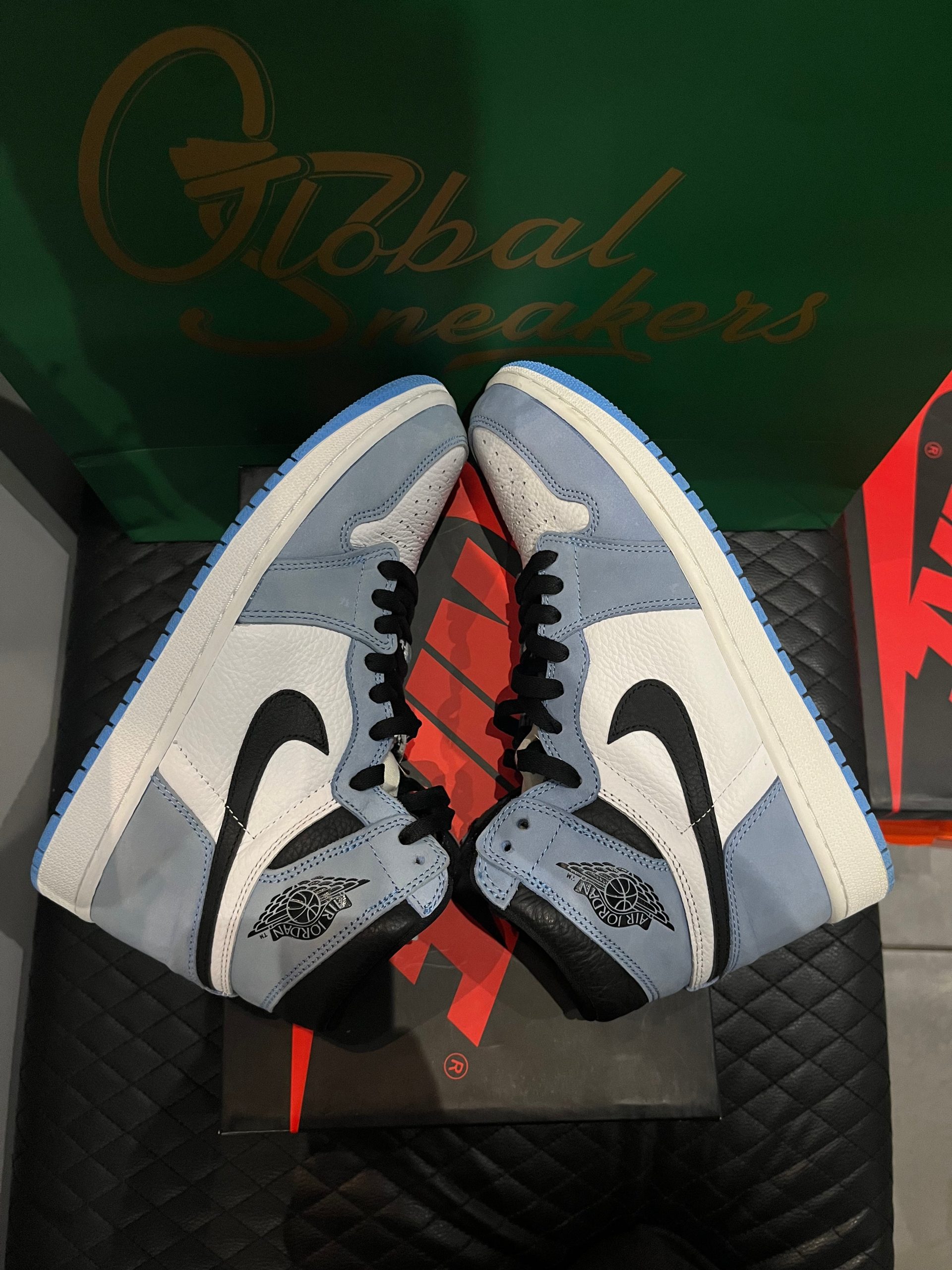 Jordan 1 Retro High OG University Blue OCCASION – Image 3