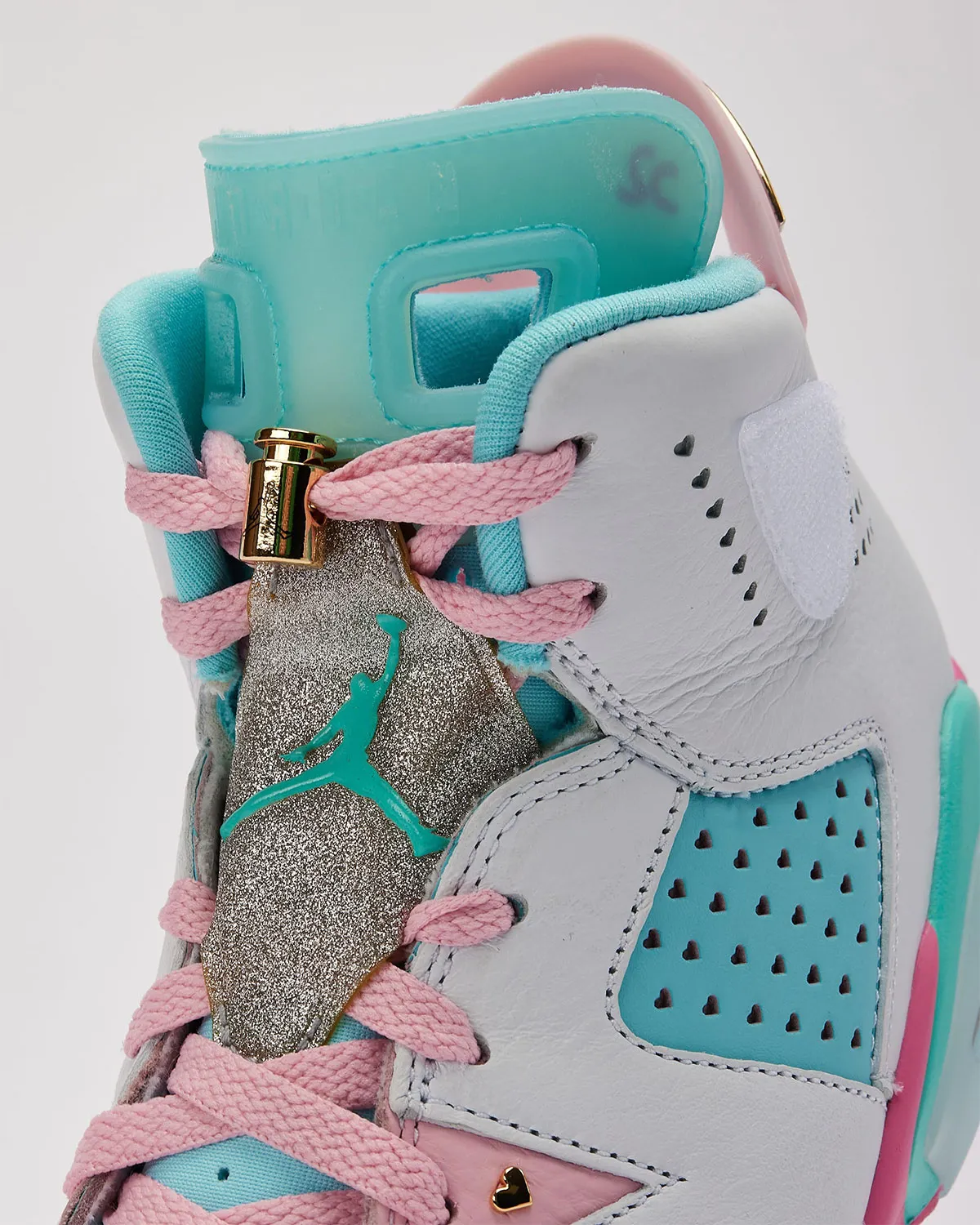Jordan 6 Retro Doernbecher Jillian – Image 5