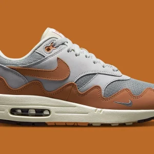 Nike - Air Max 1 Patta Waves Monarch