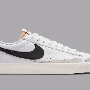 Nike - Blazer Low 77 Vintage White Black