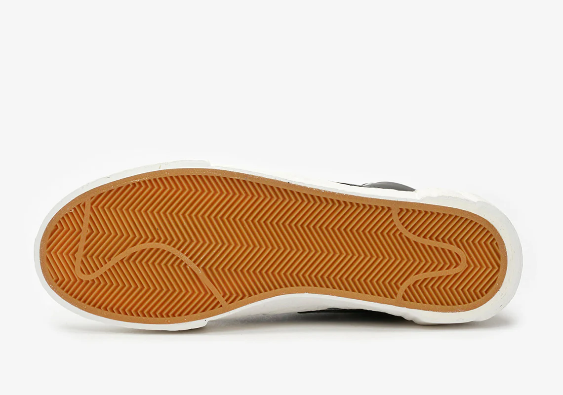 Nike - Blazer Mid sacai Black Grey – Image 7