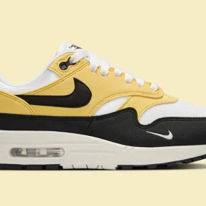 Nike Air Max 1 Saturn Gold