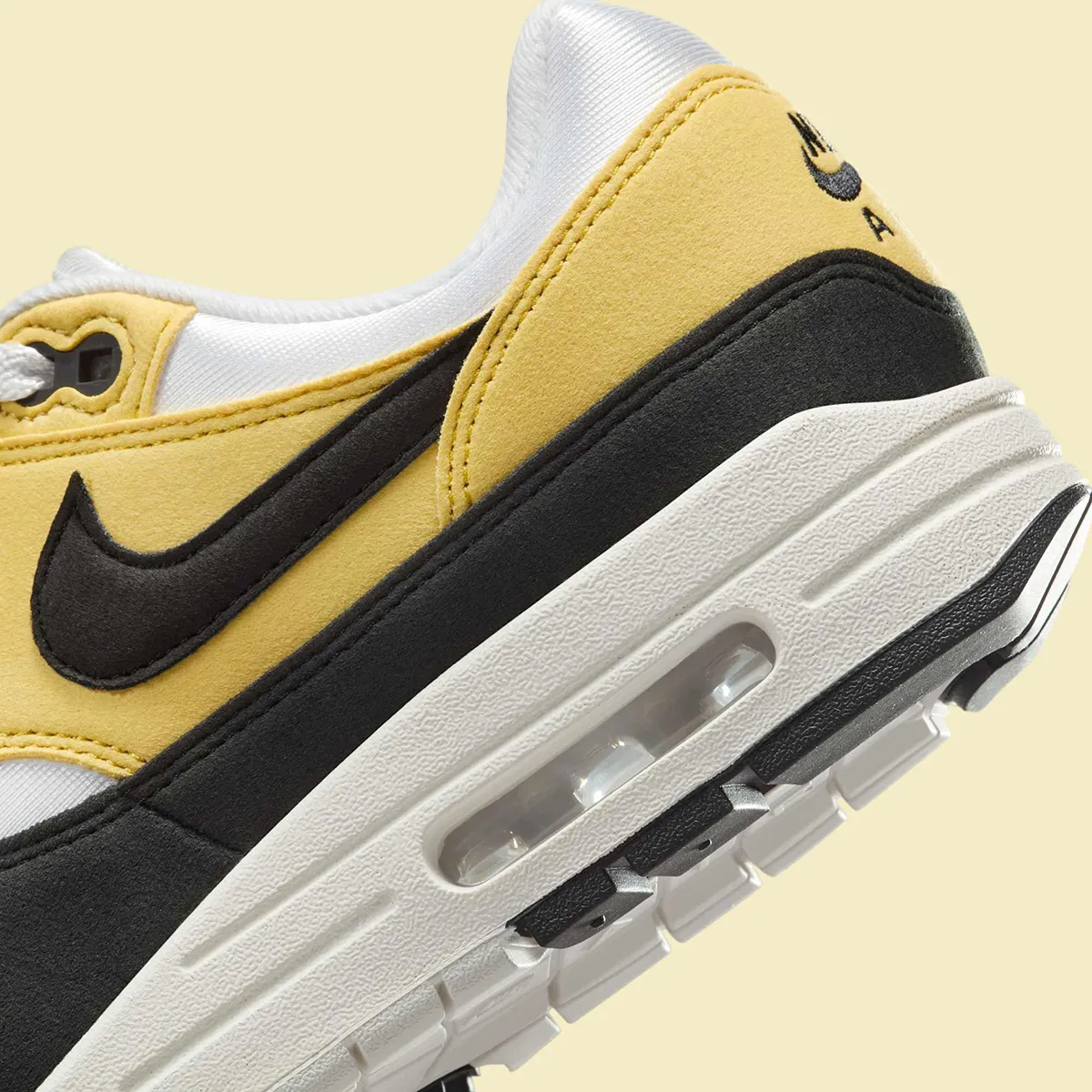 Nike Air Max 1 Saturn Gold – Image 6