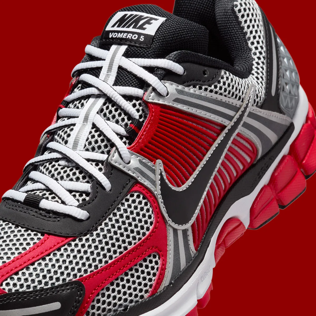 Nike Air Zoom Vomero 5 Metallic Silver University Red – Image 8