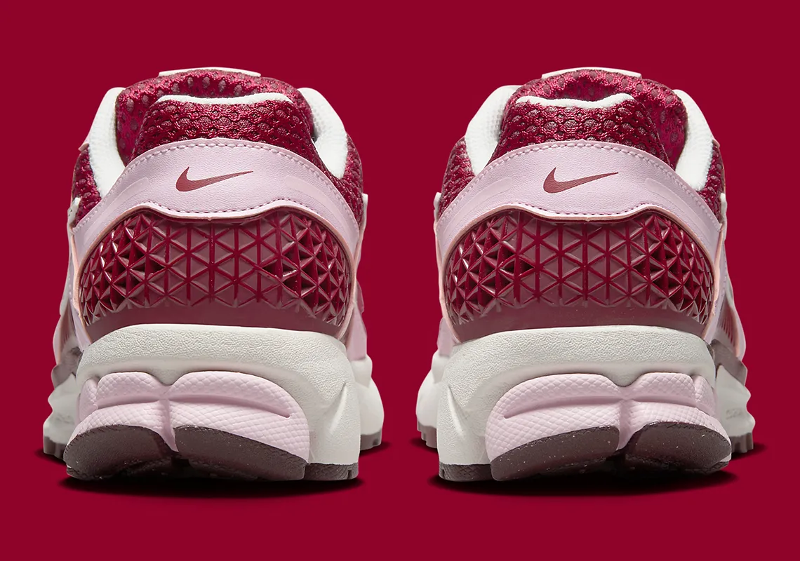 Nike Air Zoom Vomero 5 Pink Foam Team Red – Image 5