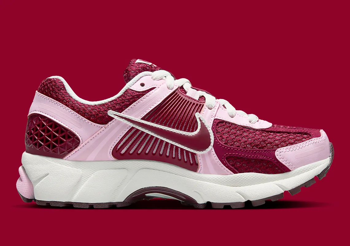 Nike Air Zoom Vomero 5 Pink Foam Team Red – Image 4