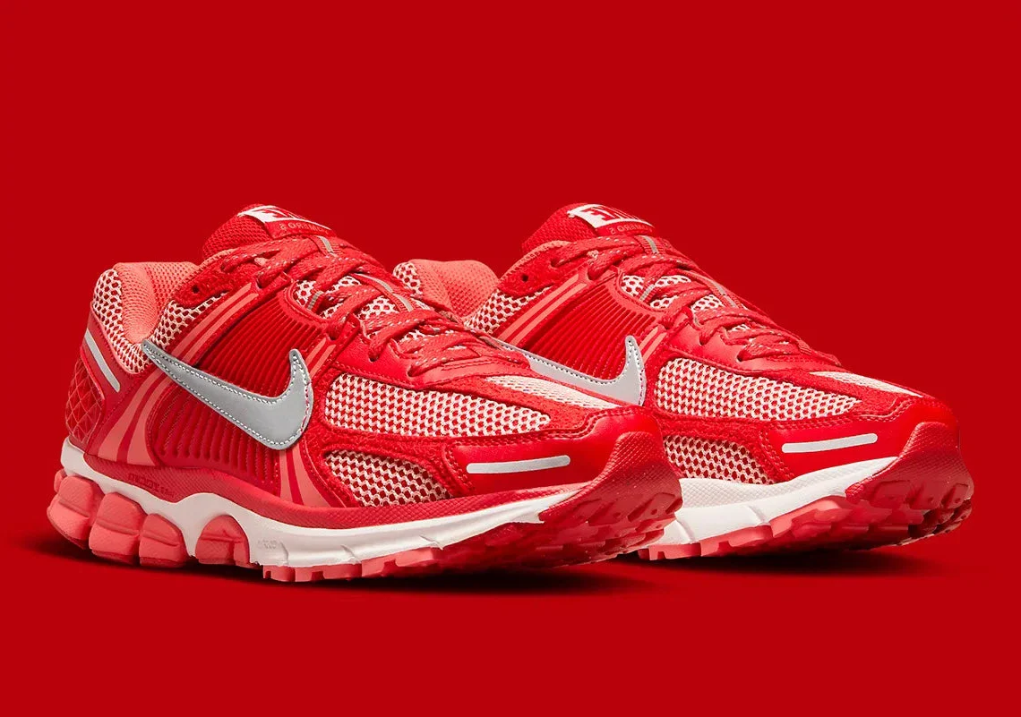 Nike Air Zoom Vomero 5 University Red – Image 3
