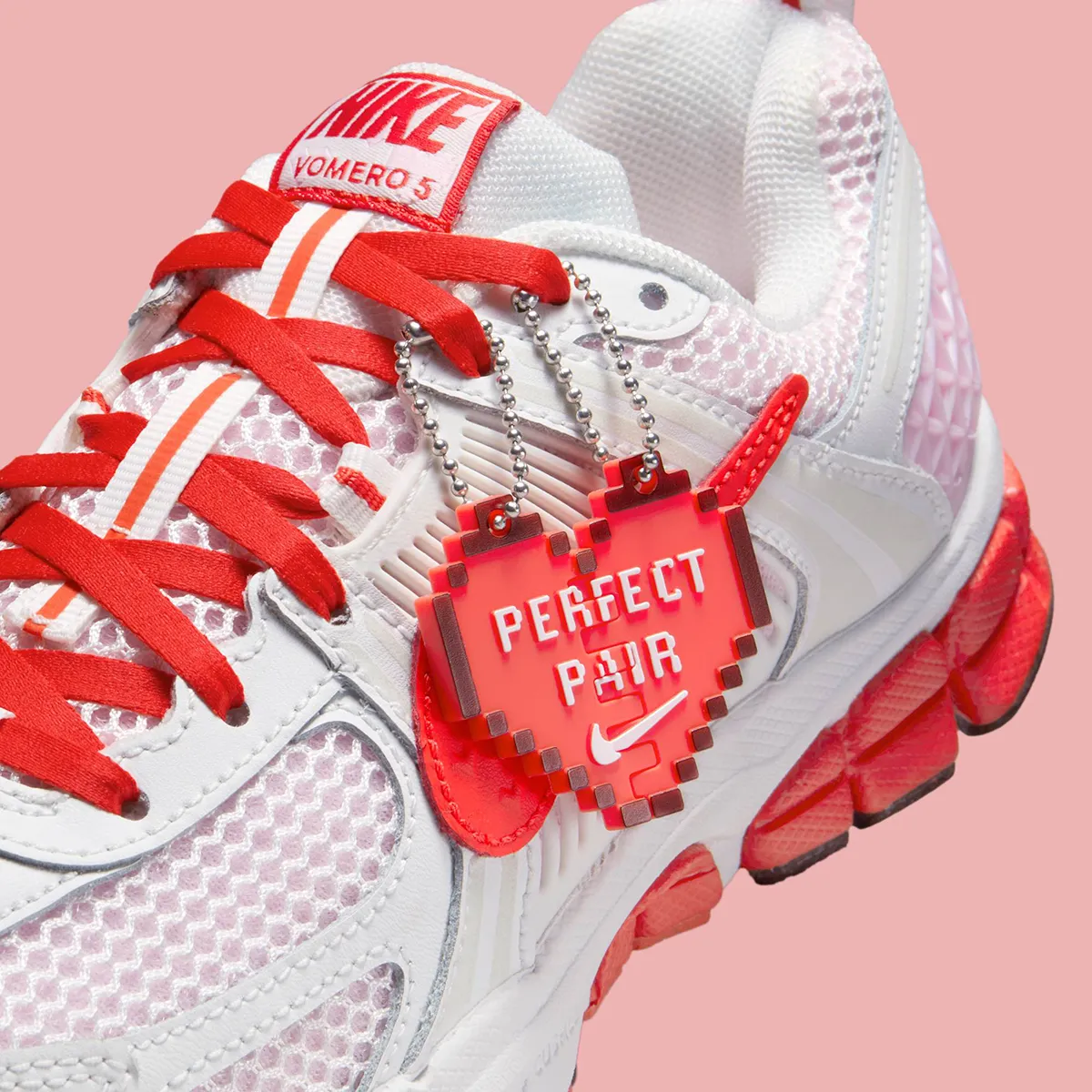 Nike Air Zoom Vomero 5 Valentine's Day – Image 8