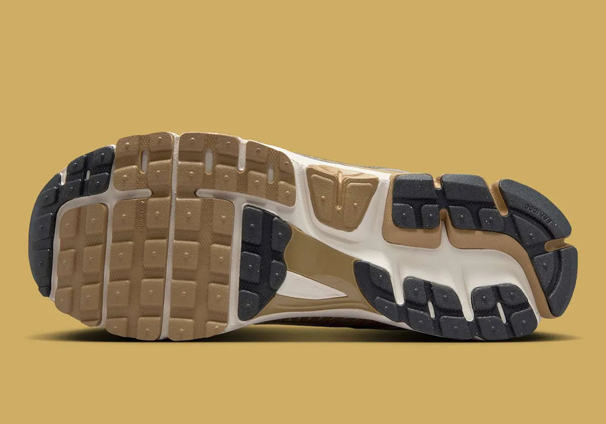 Nike Vomero 5 Metallic Pewter – Image 9