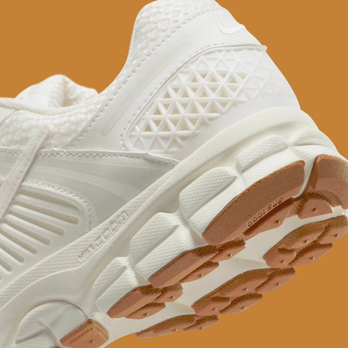 Nike Zoom Vomero 5 Sail Coconut Milk – Image 8