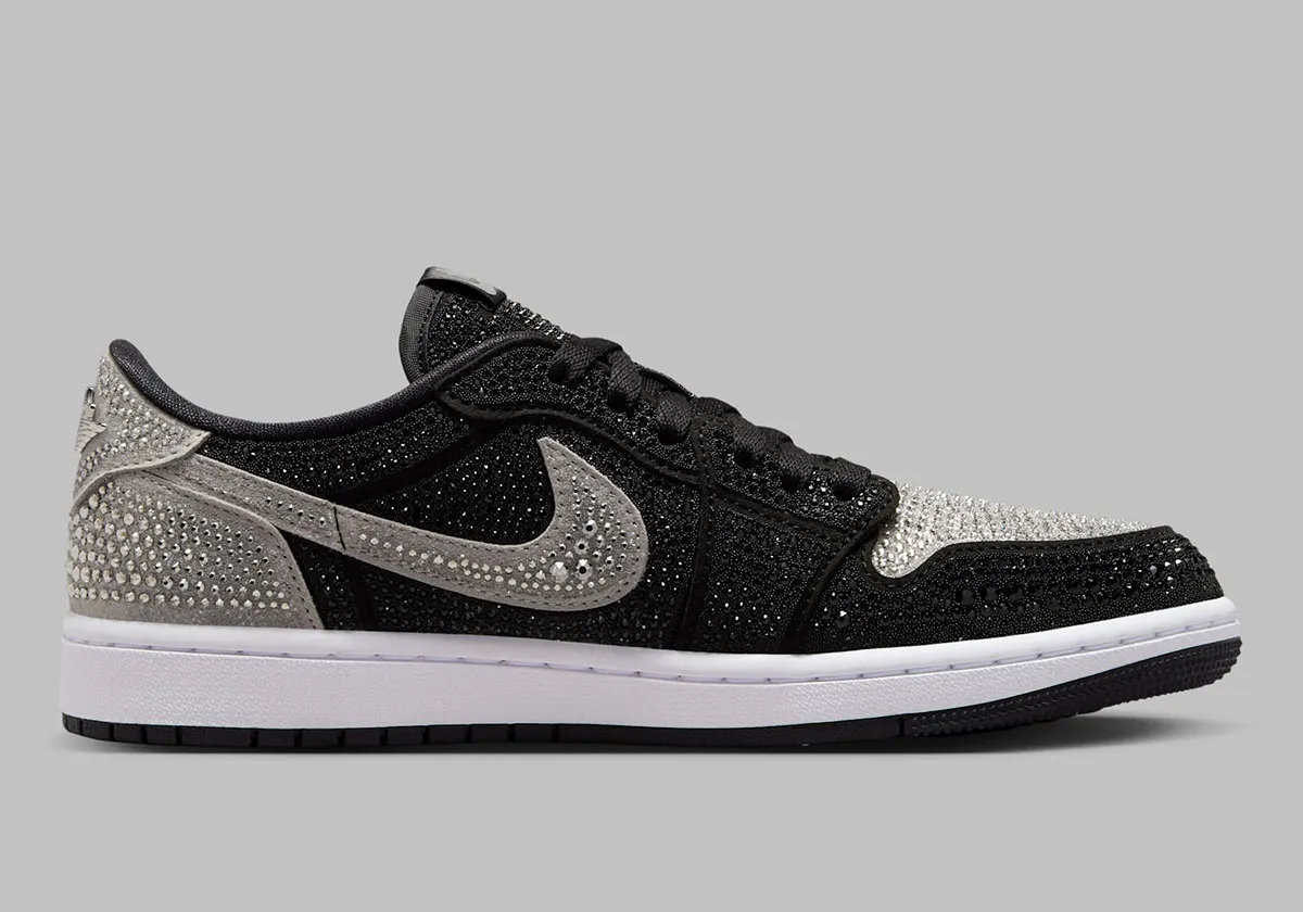 Jordan 1 Retro Low OG Swarovski Stealth – Image 3