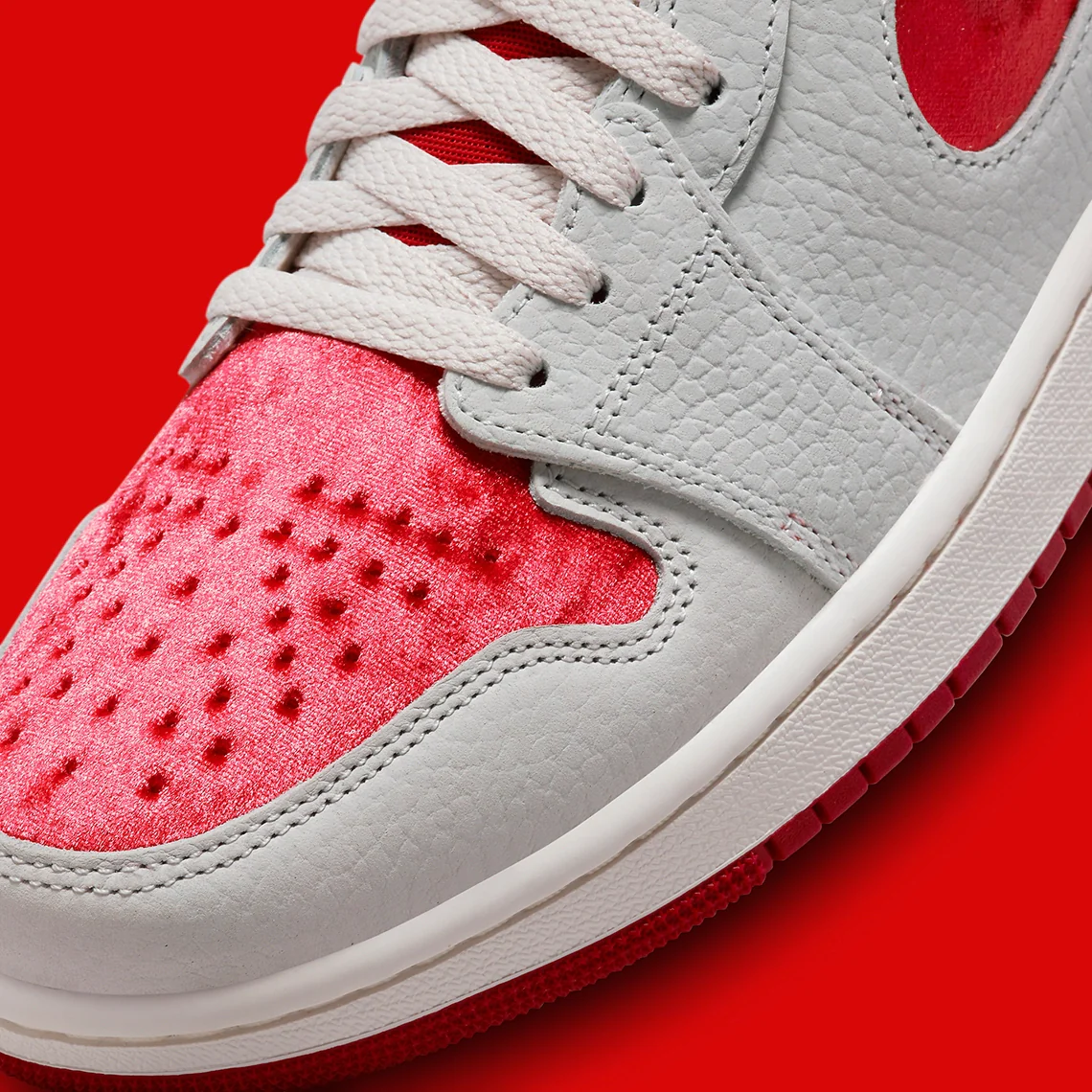 Jordan 1 High Zoom Air CMFT 2 Valentine's Day (2023) – Image 8