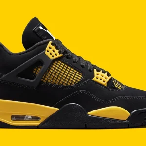 Jordan 4 Retro Thunder (2023)