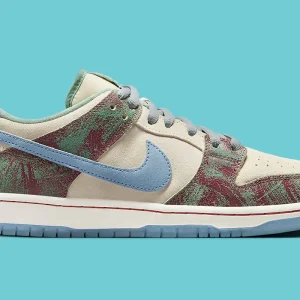 Nike SB Dunk Low Crenshaw Skate Club