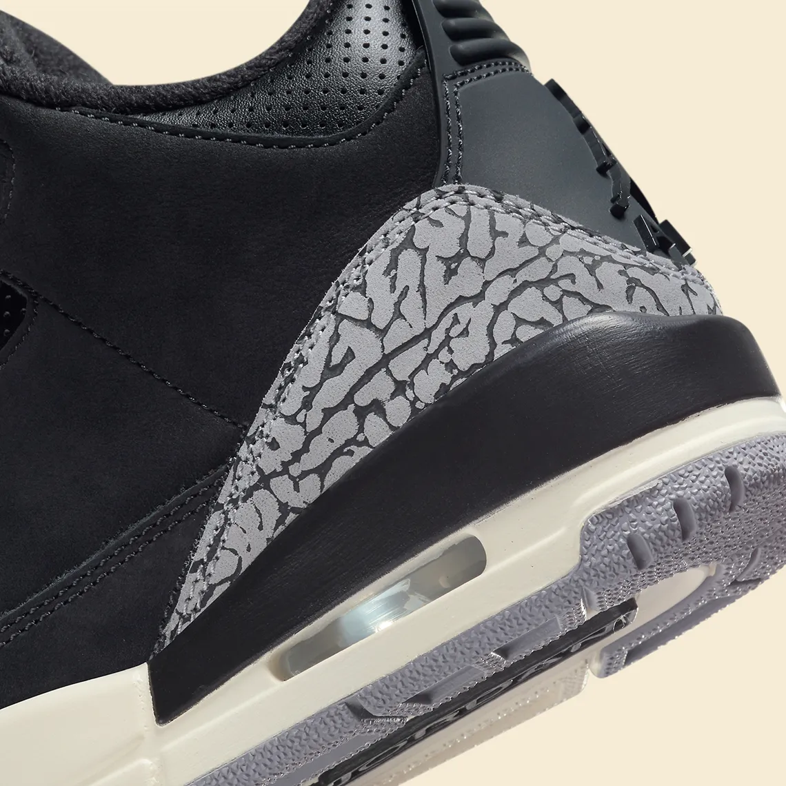 Jordan 3 Retro Off Noir – Image 8
