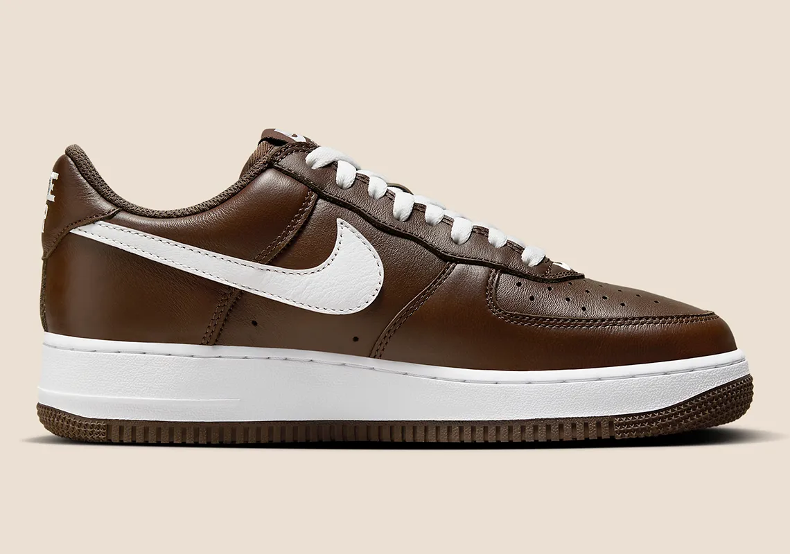 Nike Air Force 1 Low Retro Color of the Month Chocolate – Image 4
