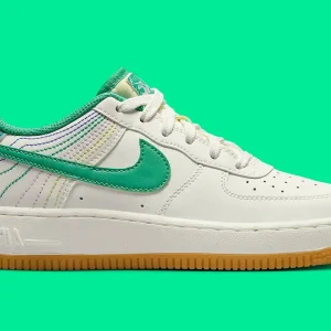 Nike Air Force 1 Low LV8 3 Heel Stitch Sail Stadium Green