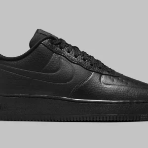 Nike Air Force 1 Low '07 Pro-Tech Waterproof Triple Black