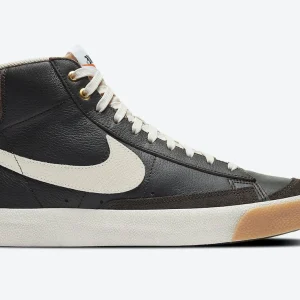 Nike - Blazer Mid 77 Orewood Brown