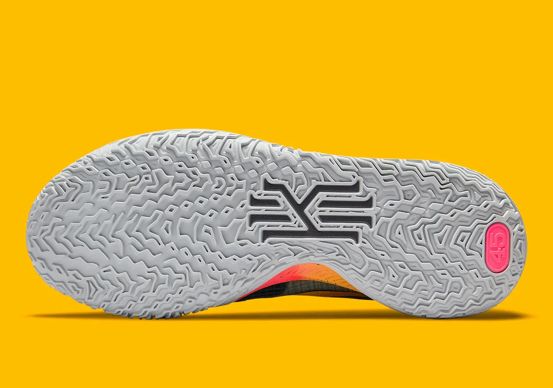 Nike Kyrie 4 Low Sunrise – Image 8