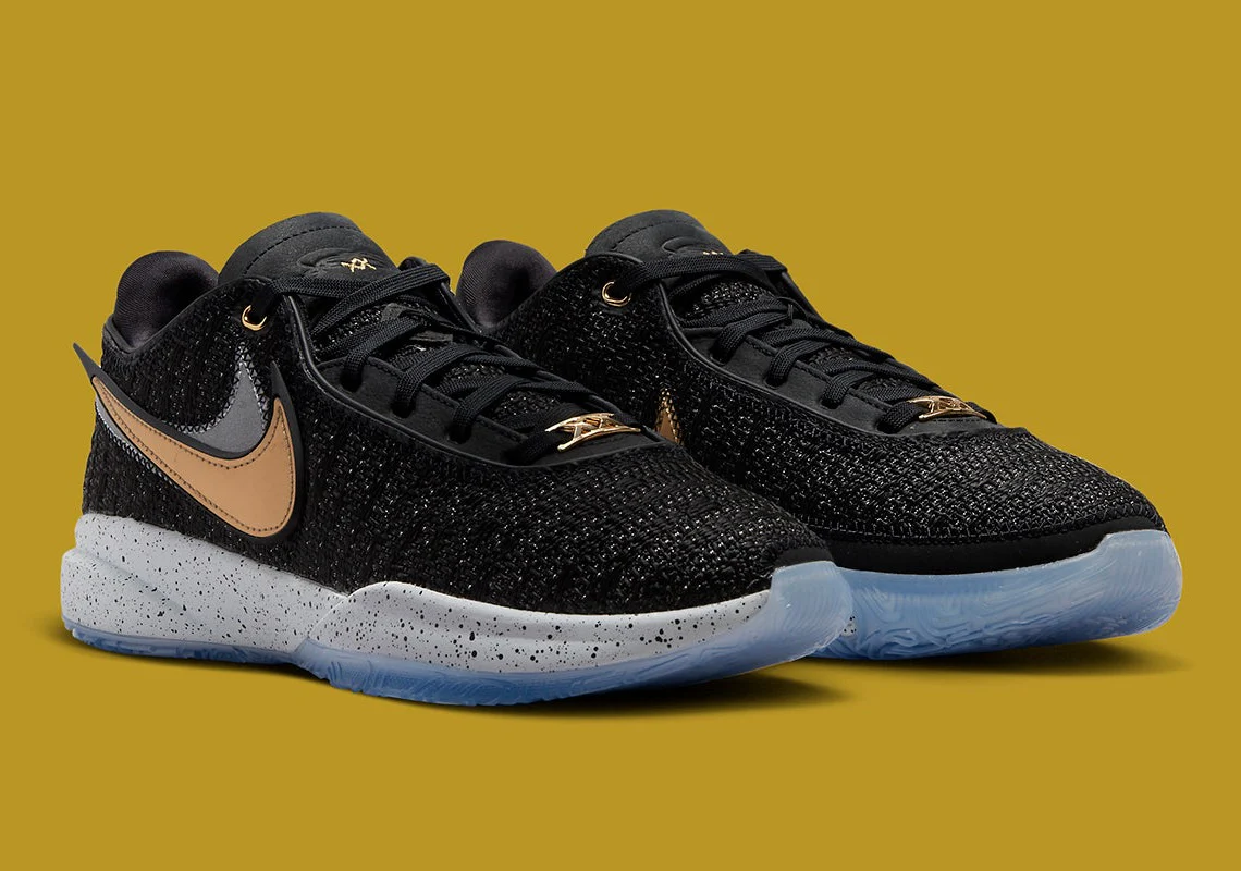 Nike LeBron 20 Black Metallic Gold – Image 3