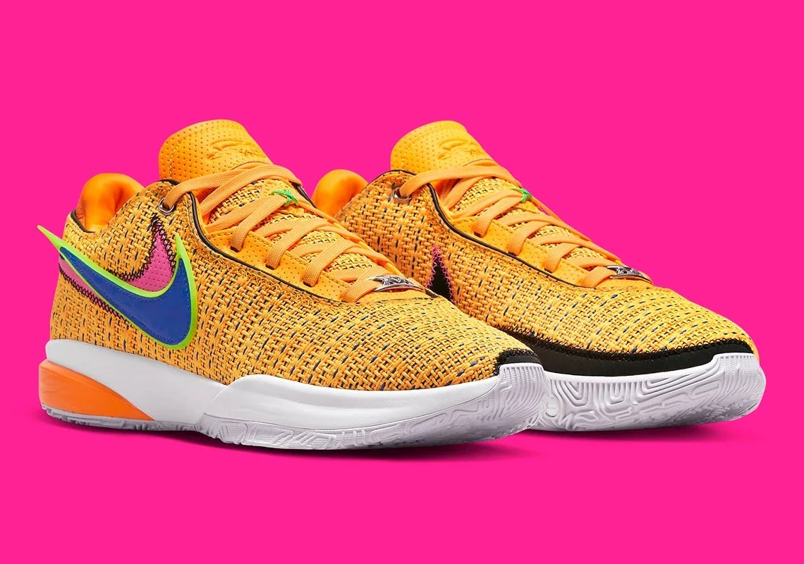 Nike LeBron 20 Laser Orange – Image 3