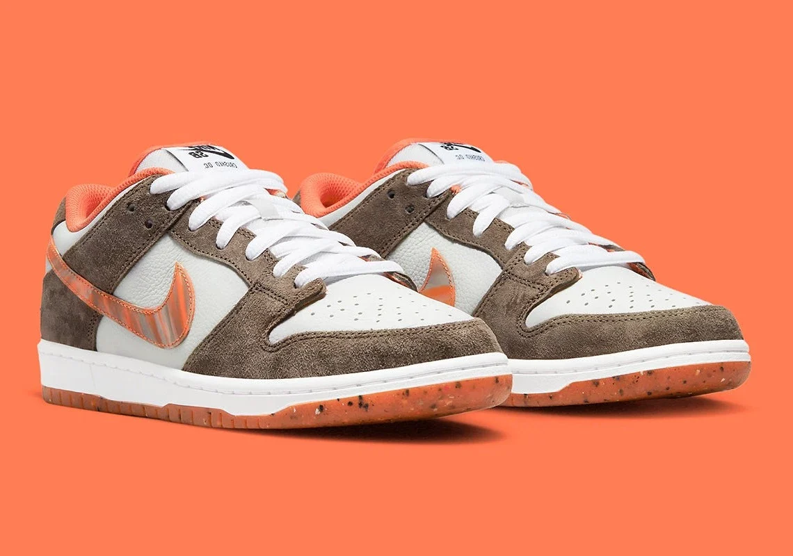 Nike SB Dunk Low Crushed D.C. – Image 3