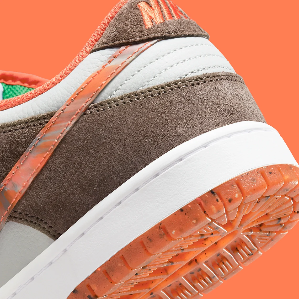 Nike SB Dunk Low Crushed D.C. – Image 8