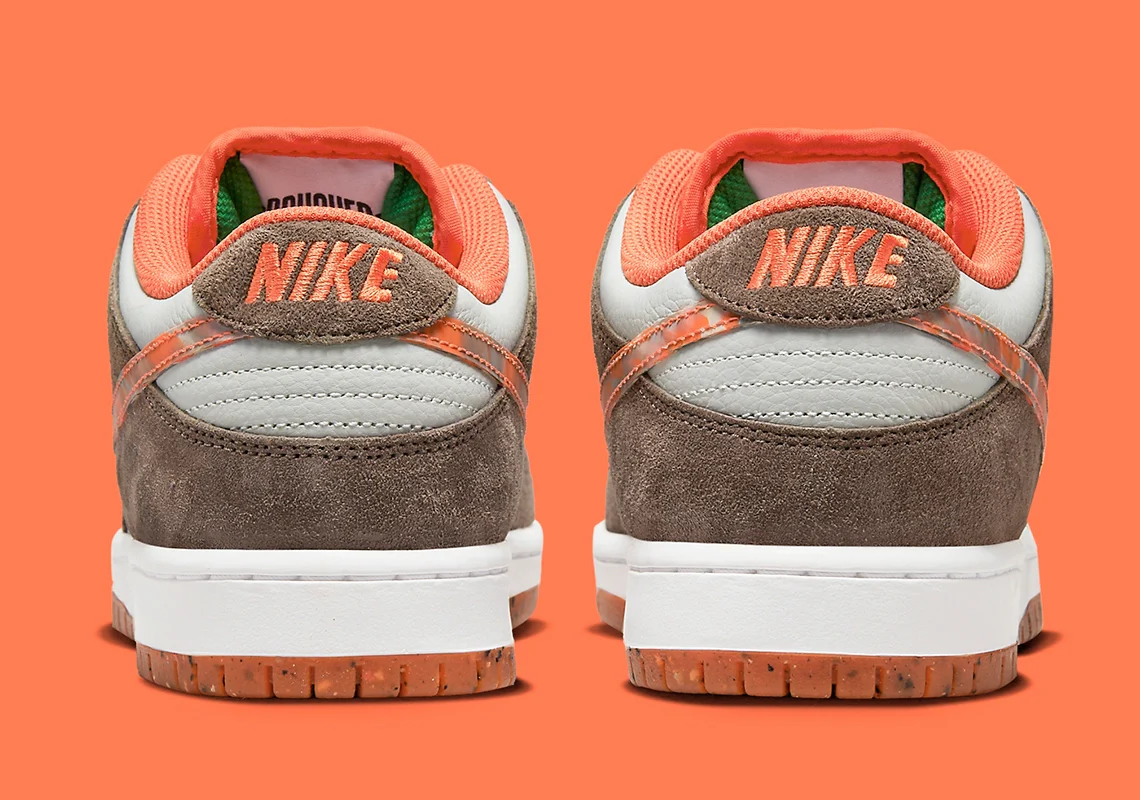 Nike SB Dunk Low Crushed D.C. – Image 6