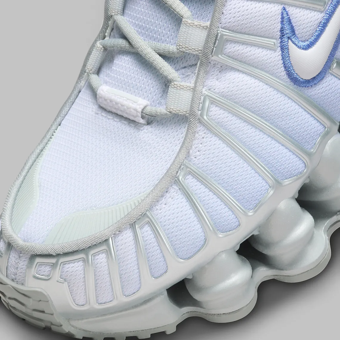 Nike Shox TL Metallic Platinum Blue Tint – Image 7