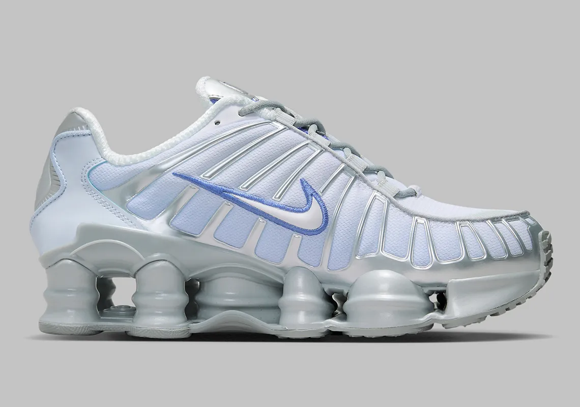 Nike Shox TL Metallic Platinum Blue Tint – Image 4