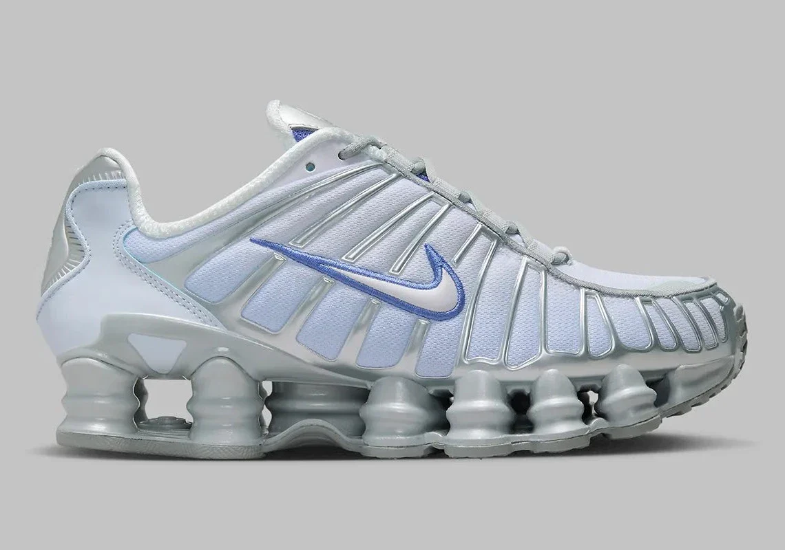Nike Shox TL Metallic Platinum Blue Tint – Image 2