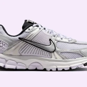 Nike Zoom Vomero 5 Barely Grape Photon Dust Summit White Metallic Silver