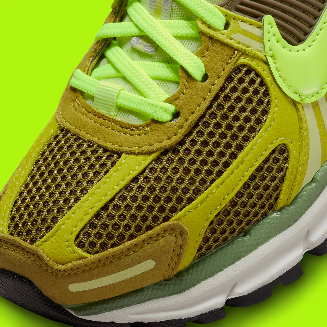 Nike Vomero 5 Olive Flak Volt – Image 7