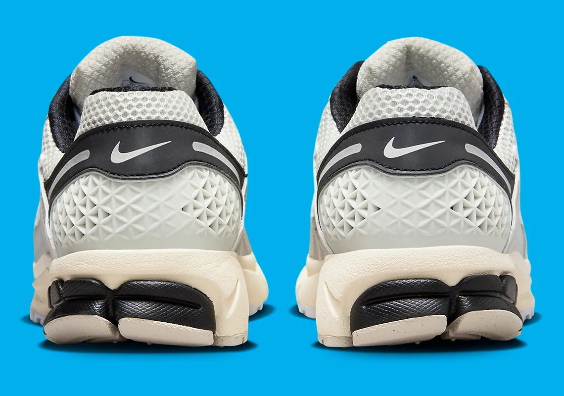 Nike Vomero 5 Supersonic Light Bone Black – Image 6