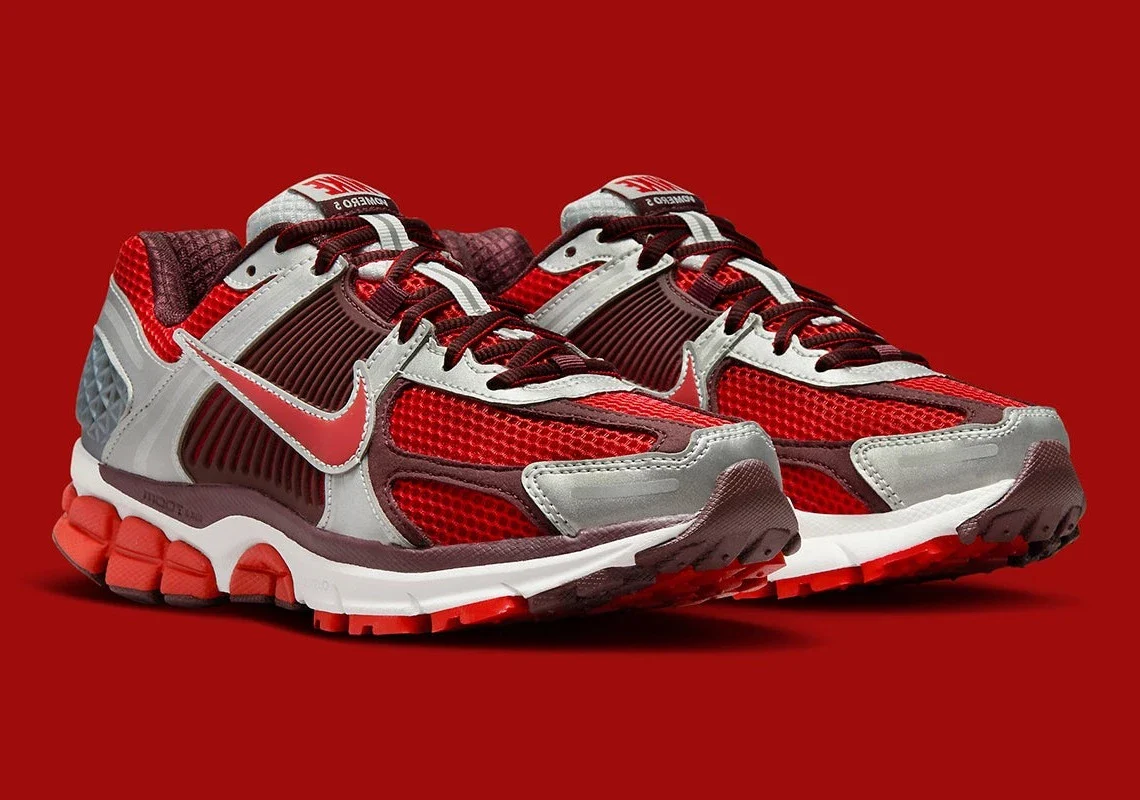 Nike Vomero 5 Mystic Red – Image 3